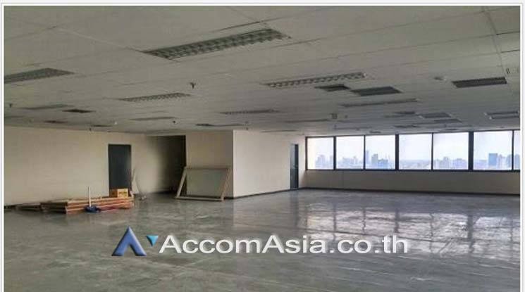  1  Office Space For Rent in Ploenchit ,Bangkok MRT Lumphini at LPN Tower Rama 4 AA15642